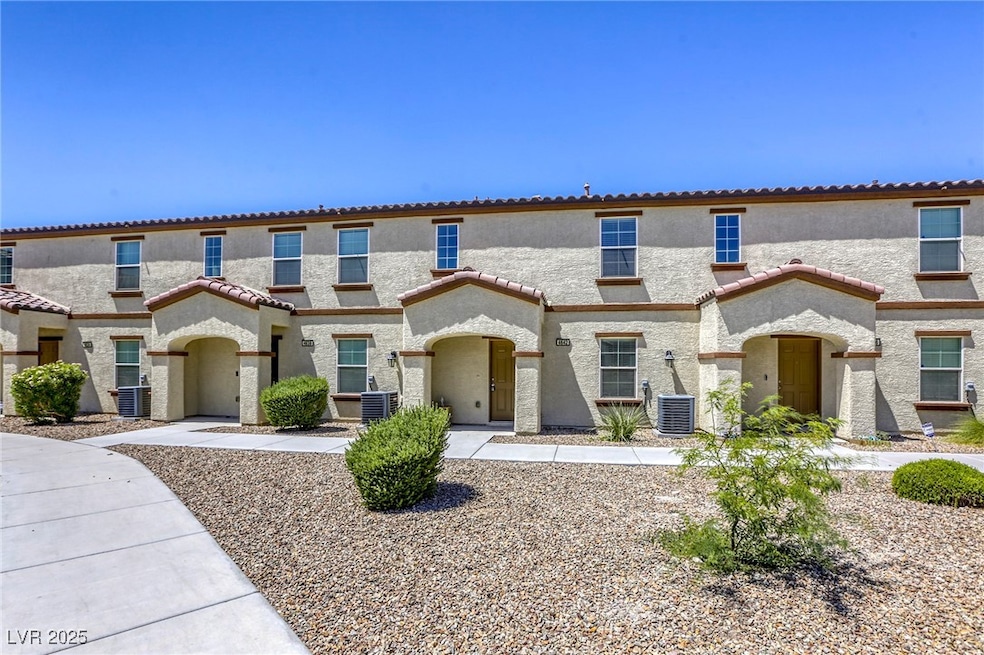 Under Contract $225,000