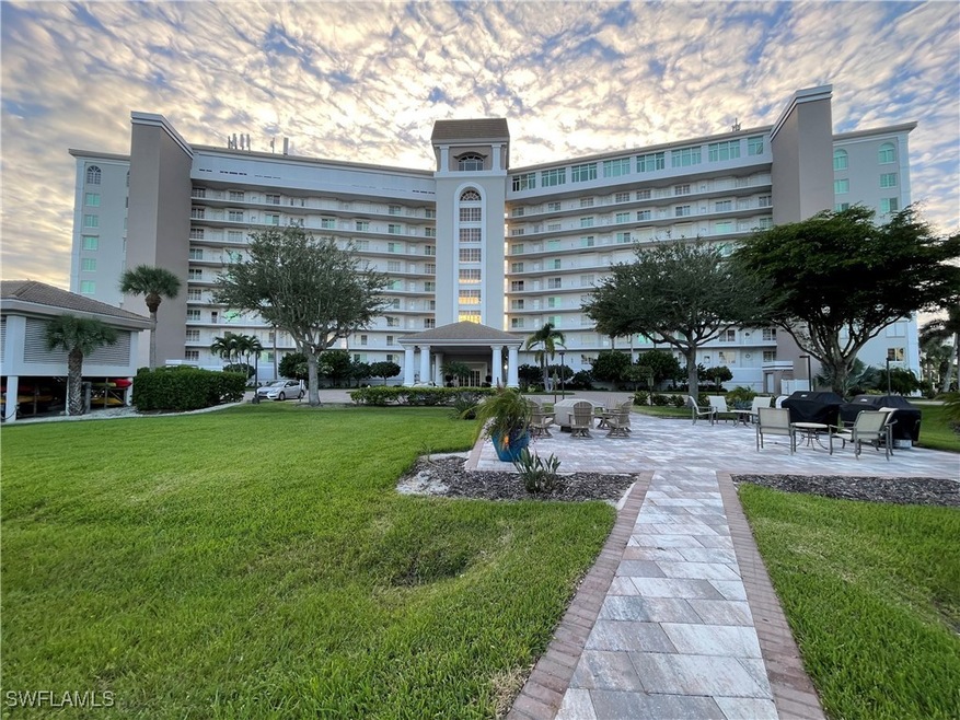 Marina Bay Club unit 802, Naples, FL 34110 - photo 1