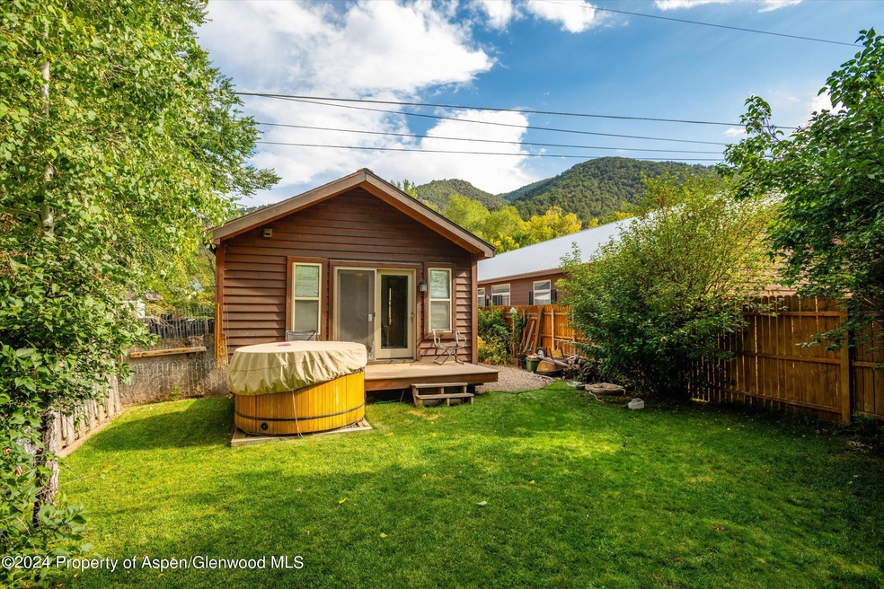 Rear Exterior & Yard