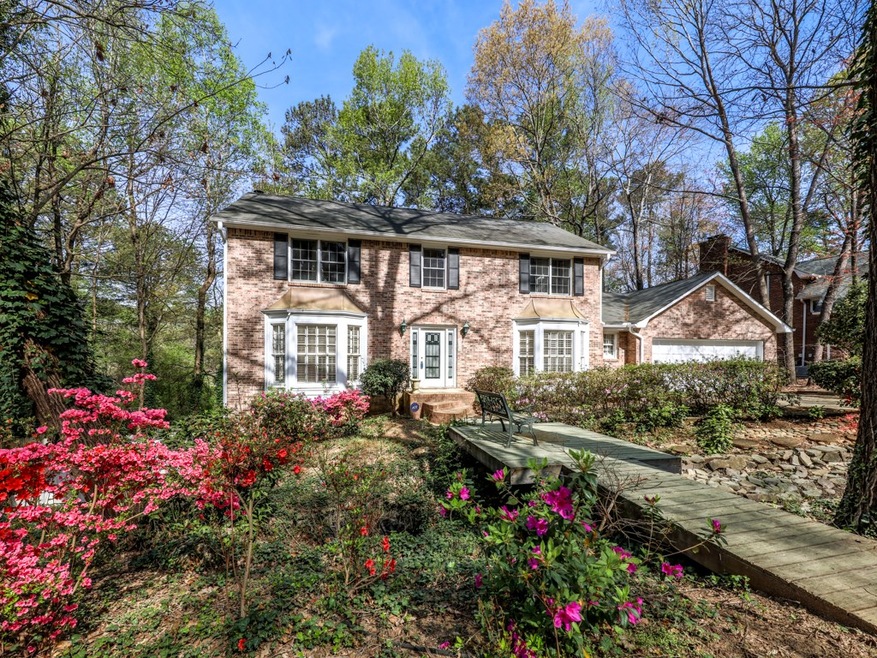 Front - Brick, Landscaped, Sitting Area