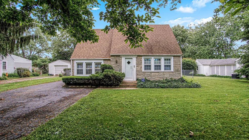 780 Bernhard Rd, Columbus, OH 43213 - photo 1