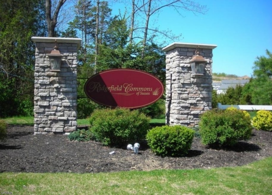 8 Winding Way, Hamburg, NJ 07419 - photo 1