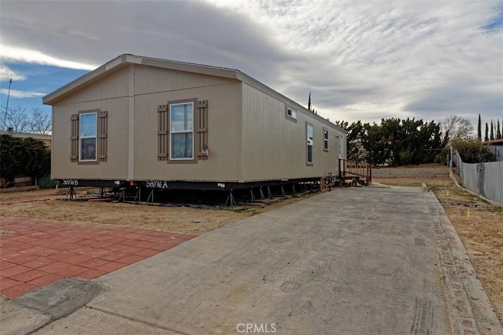 14018 Rodeo Dr, Victorville, CA 92395 - photo 1