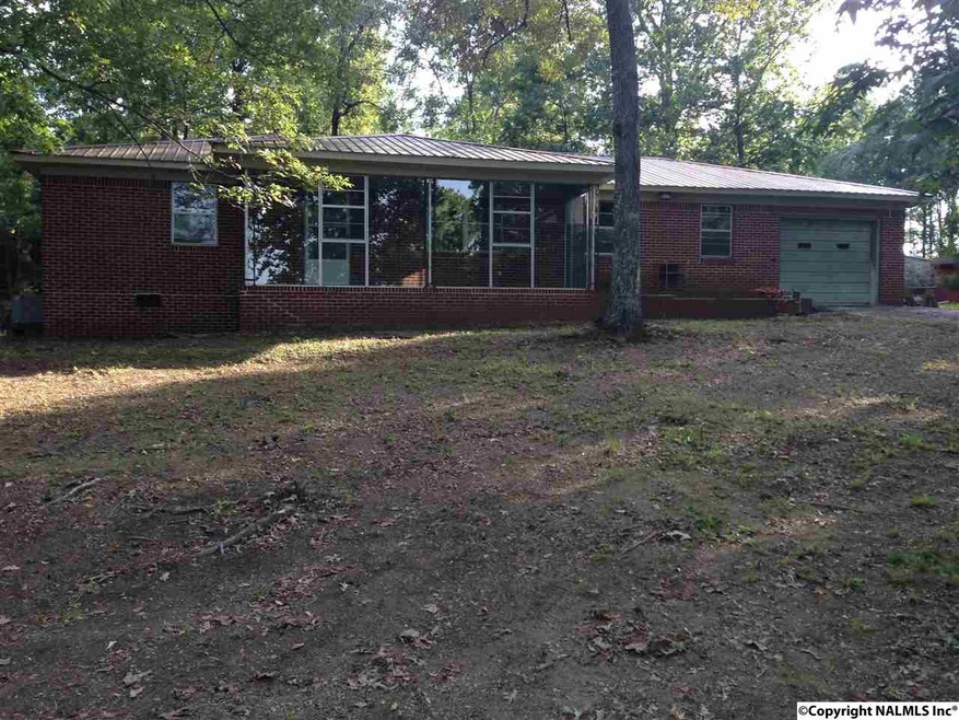 301 Brown Ave, Rainbow City, AL 35906 - photo 1