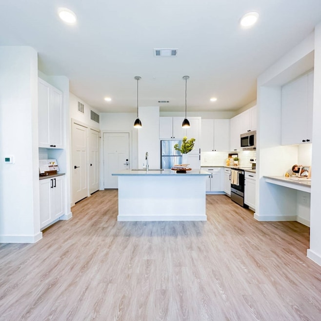 For Rent $1,950/month