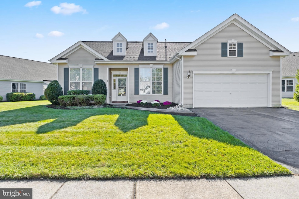 33 Bunker Hill Dr, Allentown, NJ 08501 - photo 1