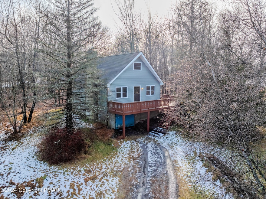 1003 Mathews Dr, Blakeslee, PA 18610 - photo 1