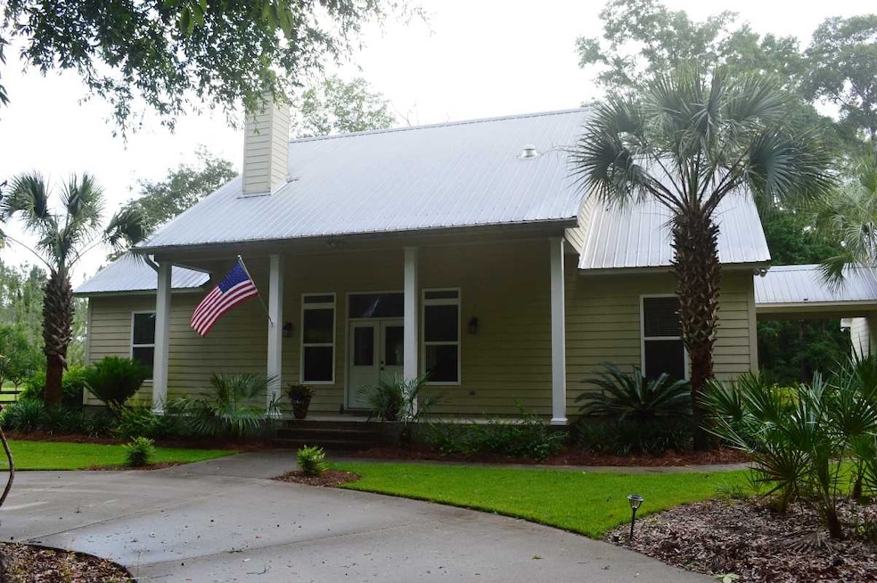 321 Old Shell Point Rd, Crawfordville, FL 32327 - photo 1