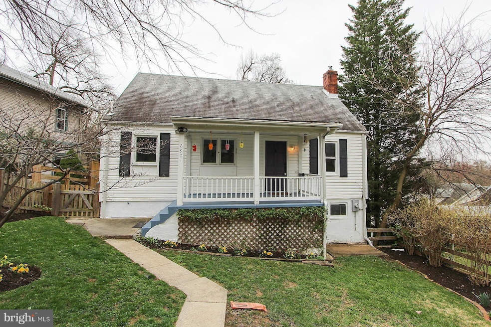 6901 Woodland Ave, Takoma Park, MD 20912 - photo 1