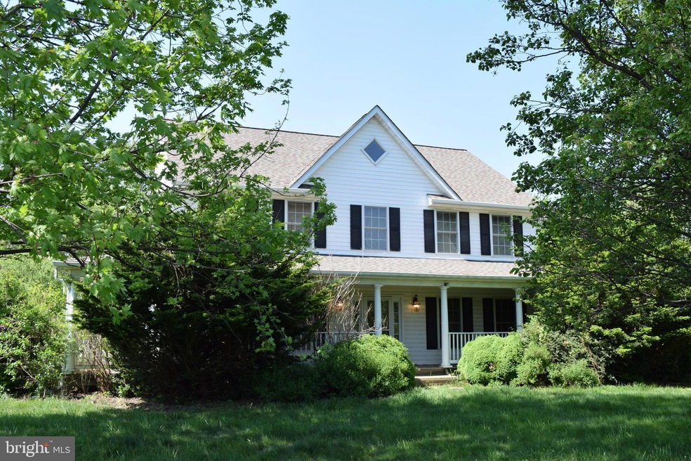 15761 Hillsboro Rd, Hillsboro, VA 20132 - photo 1