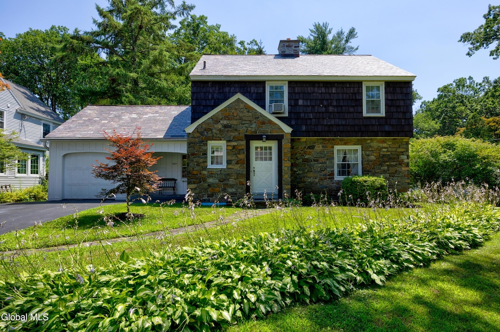 1904 Baker Ave, Schenectady, NY 12309 - photo 1