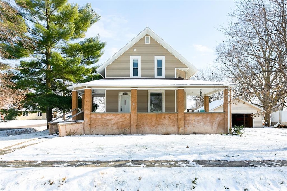 200 S Railroad St, Truro, IA 50257 - photo 1