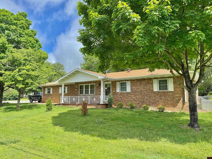 Under Contract $209,900