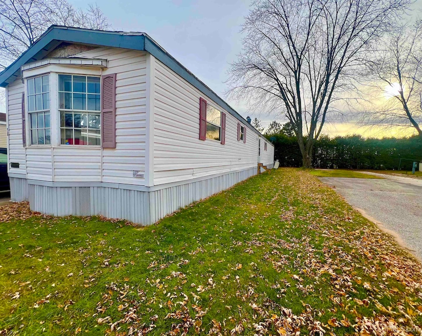 LOT 58 1401 N 23rd St, Escanaba, MI 49829 - photo 1