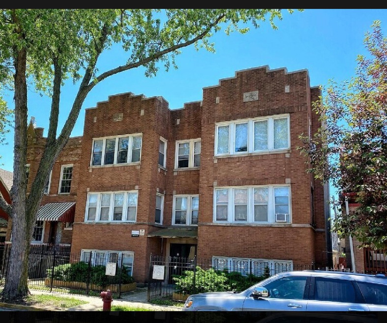 1528 N Avers Ave unit 1S, Chicago, IL 60651 - photo 1