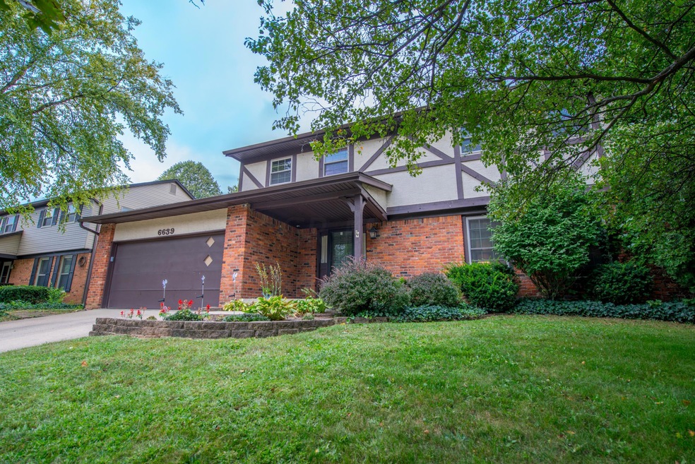 6639 Goldenrod Dr, Columbus, OH 43229 - photo 1