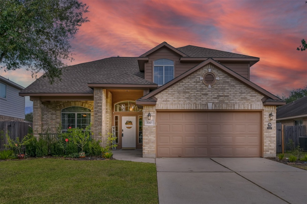 32427 Hunter Park, Conroe, TX 77385 - photo 1