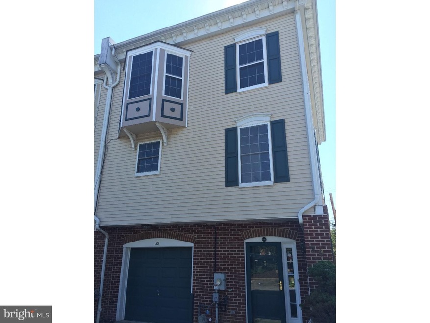 39 E Mccaulley Ct, Wilmington, DE 19801 - photo 1