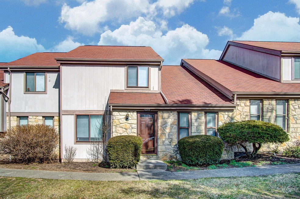 6293 Bidwell Ln, Columbus, OH 43213 - photo 1