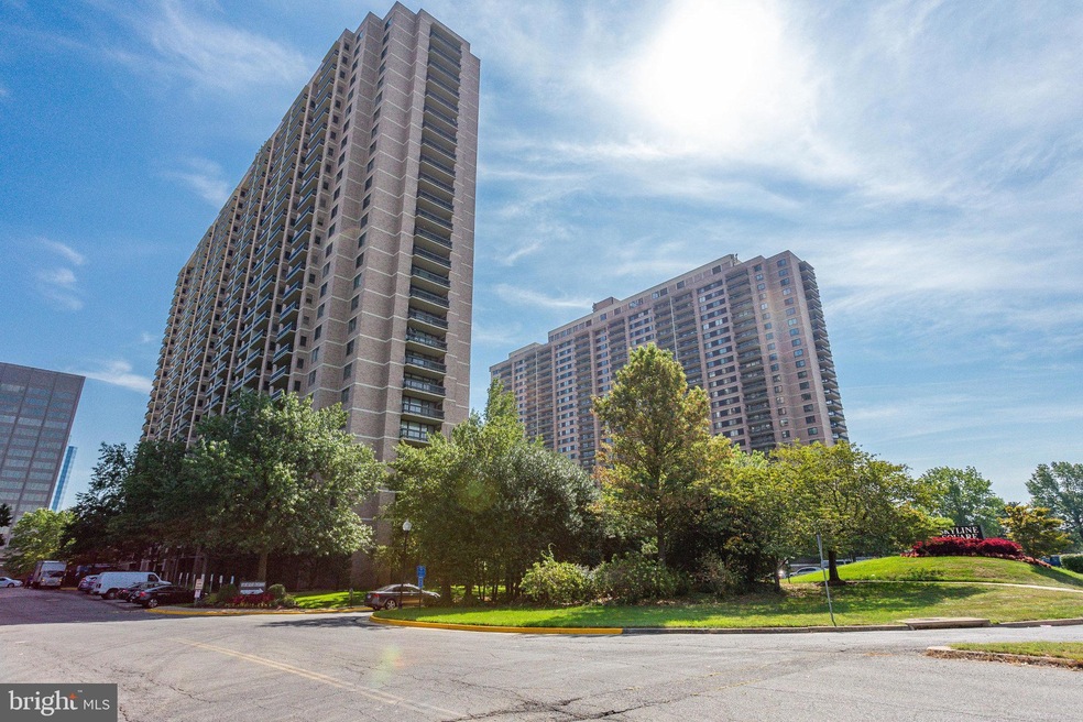 5501 Seminary Rd unit 703S, Baileys Crossroads, VA 22041 - photo 1