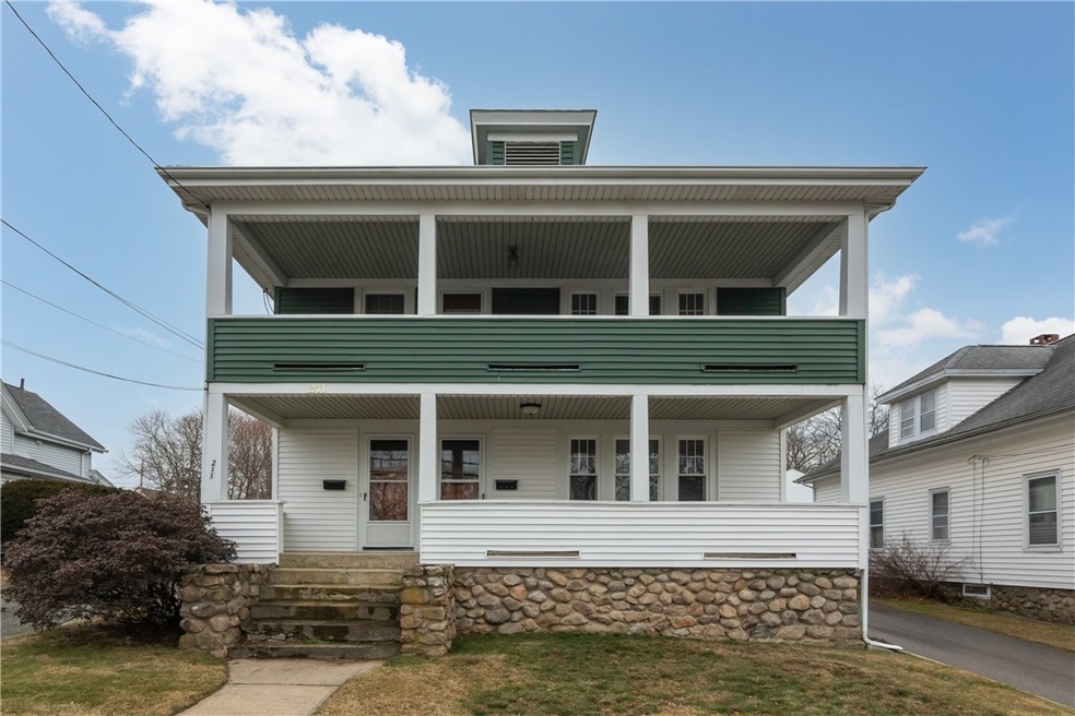 211 High St, Westerly, RI 02891 - photo 1