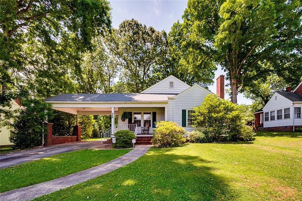 1231 Sunset Dr, Asheboro, NC 27205 - photo 1