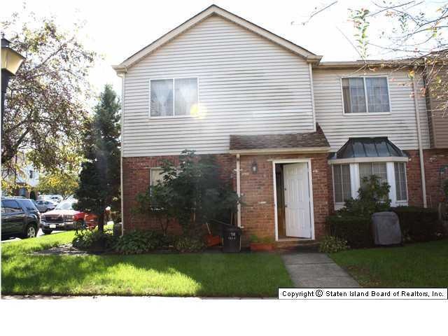 19 Franklin Ln unit E, Staten Island, NY 10306 - photo 1