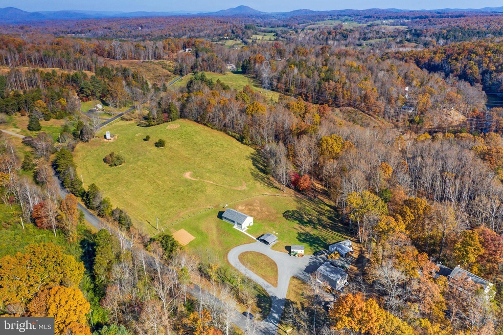 330 Hackleys Mill Rd, Amissville, VA 20106 - photo 1