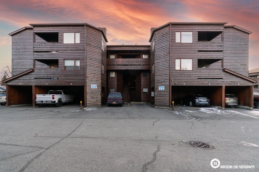 Exterior_2