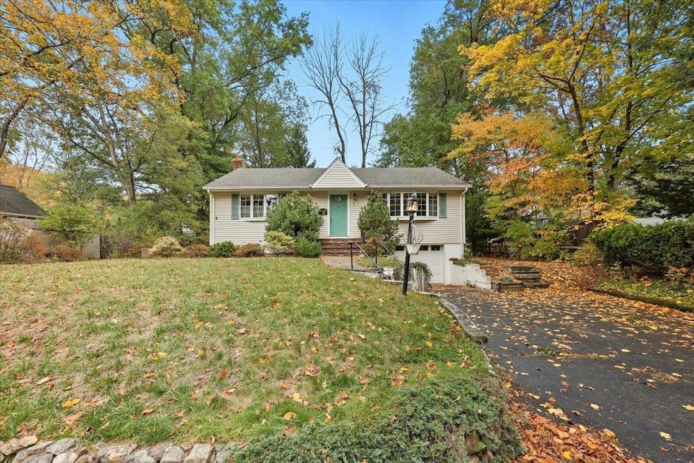 10 2nd St, Oakland, NJ 07436 - photo 1