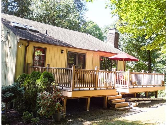 622 Wire Mill Rd, Stamford, CT 06903 - photo 1