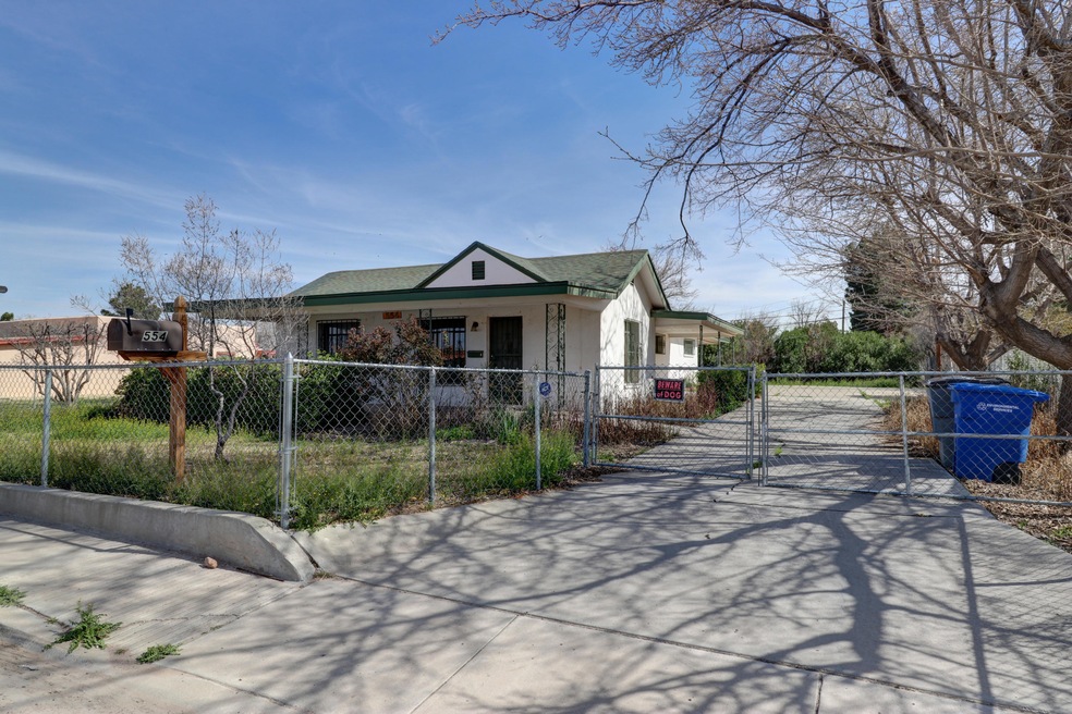 554 Lafayette Dr, El Paso, TX 79915 - photo 1