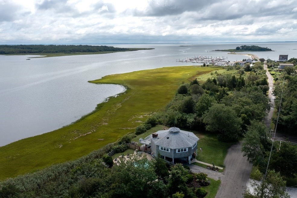 9 Dupont Dr, Mattapoisett, MA 02739 - photo 1