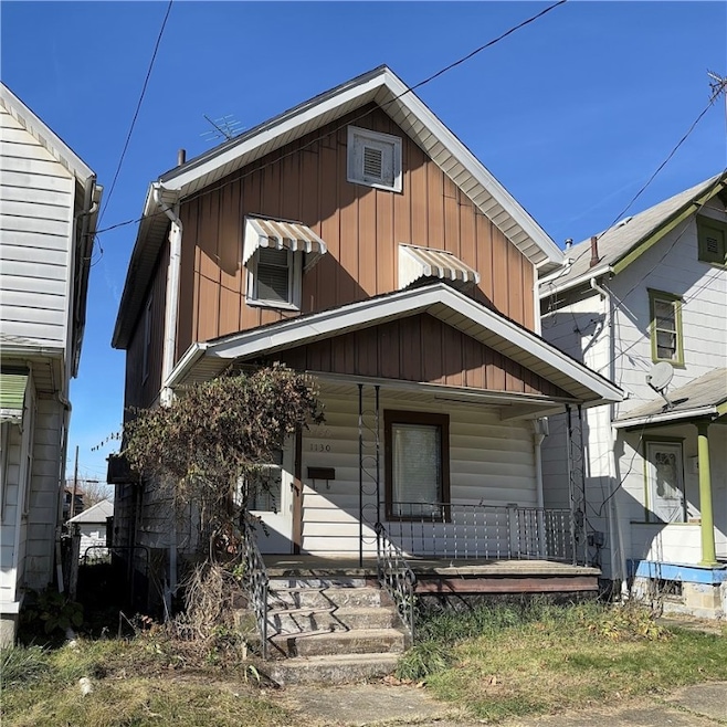 1130 Beechwood Ave, Farrell, PA 16121 - photo 1