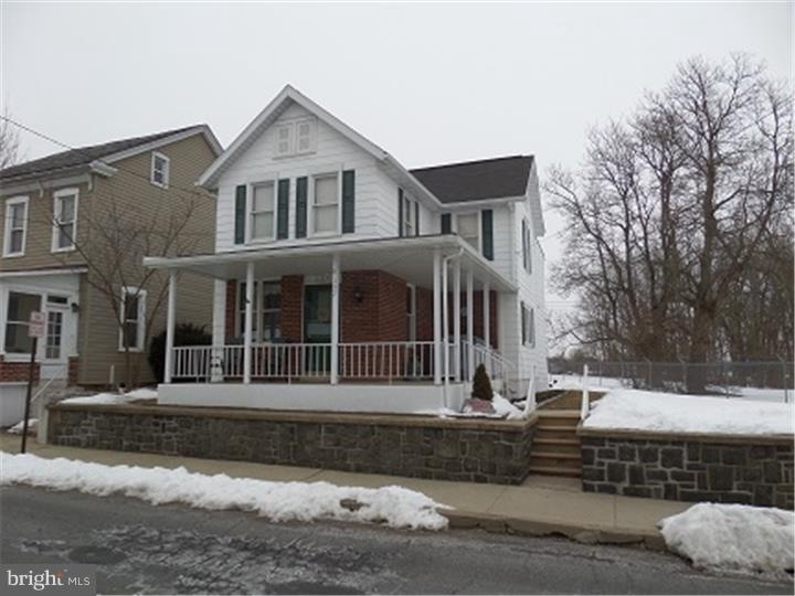 137 E Spring St, Bechtelsville, PA 19505 - photo 1