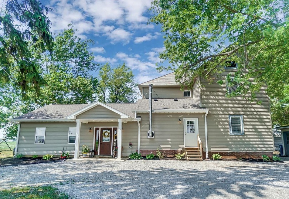 8445 N 450 E, Ossian, IN 46777 - photo 1