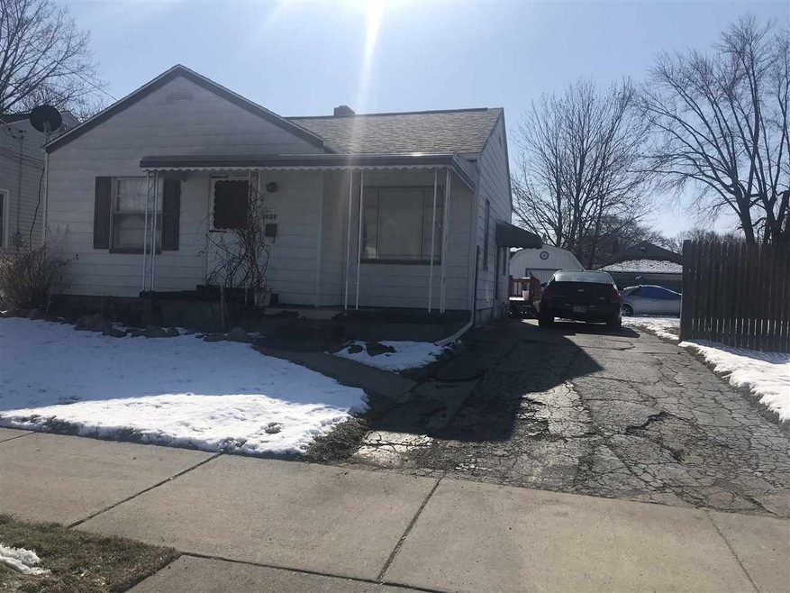 1133 Pettibone Ave, Flint, MI 48507 - photo 1