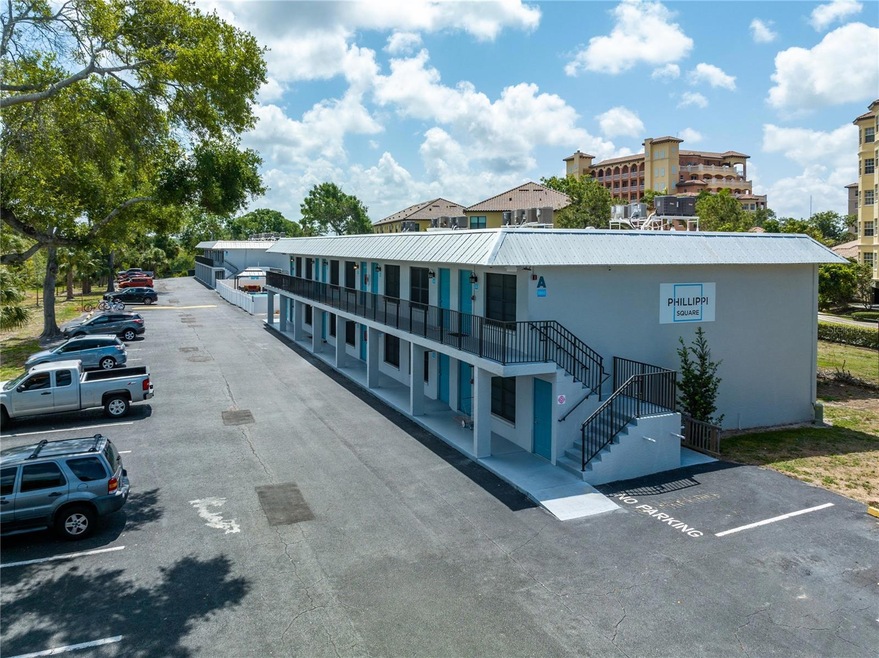 1860 Phillippi Shores Dr unit 7A, Sarasota, FL 34231 - photo 1