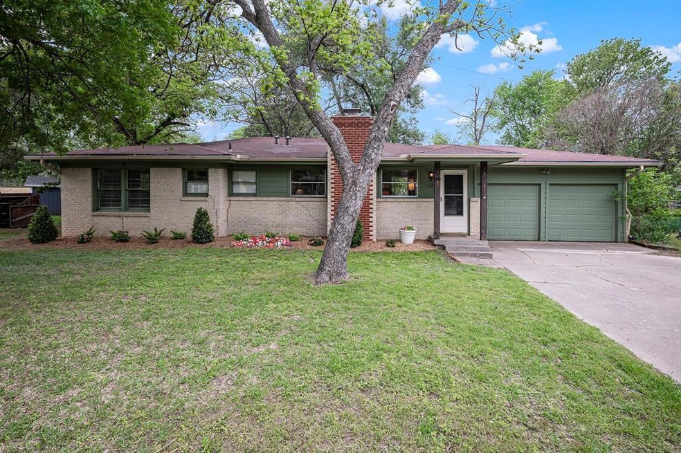 22 Dorothy Ln, Hurst, TX 76053 - photo 1
