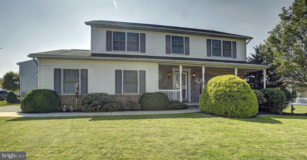 5679 Blakeslee Ave, Harrisburg, PA 17111 - photo 1