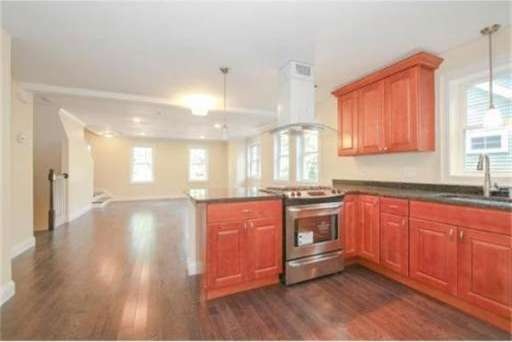 84 West St unit 7, Quincy, MA 02169 - photo 1