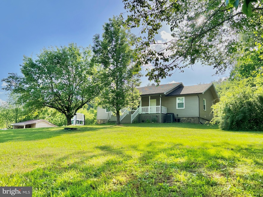 16982 State Road 259, Mathias, WV 26812 - photo 1