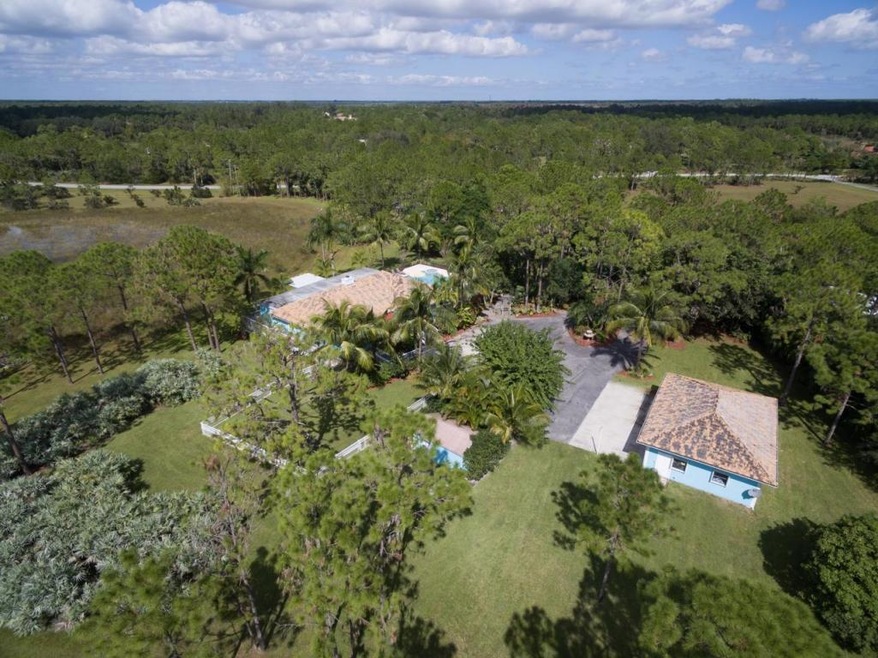 5+ acres- SPACE!