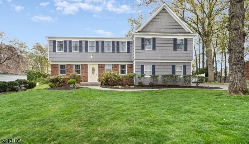 29 Hidden Glen Dr, Parsippany, NJ 07054 - photo 1