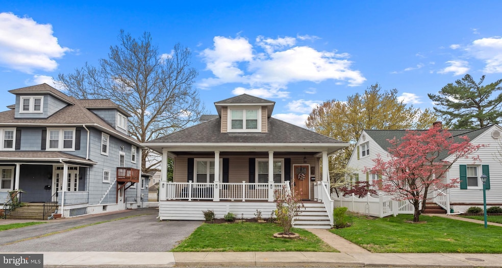 Sold $490,000