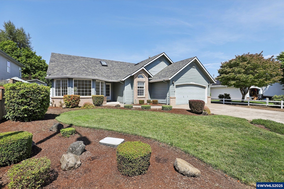 4729 Jade St NE, Salem, OR 97305 - photo 1