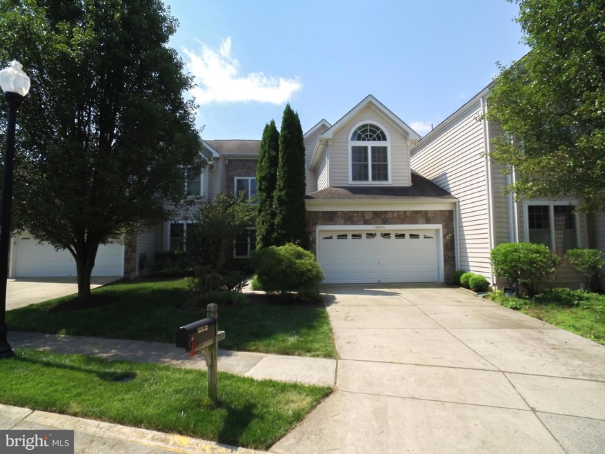 25671 Tremaine Terrace, Chantilly, VA 20152 - photo 1