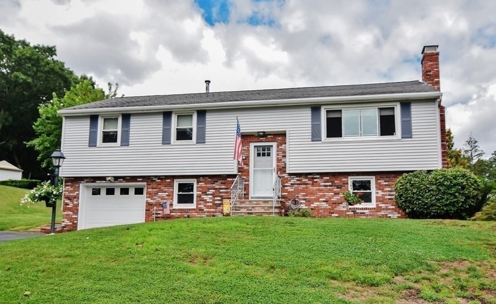 19 Jayson Rd, Methuen, MA 01844 - photo 1