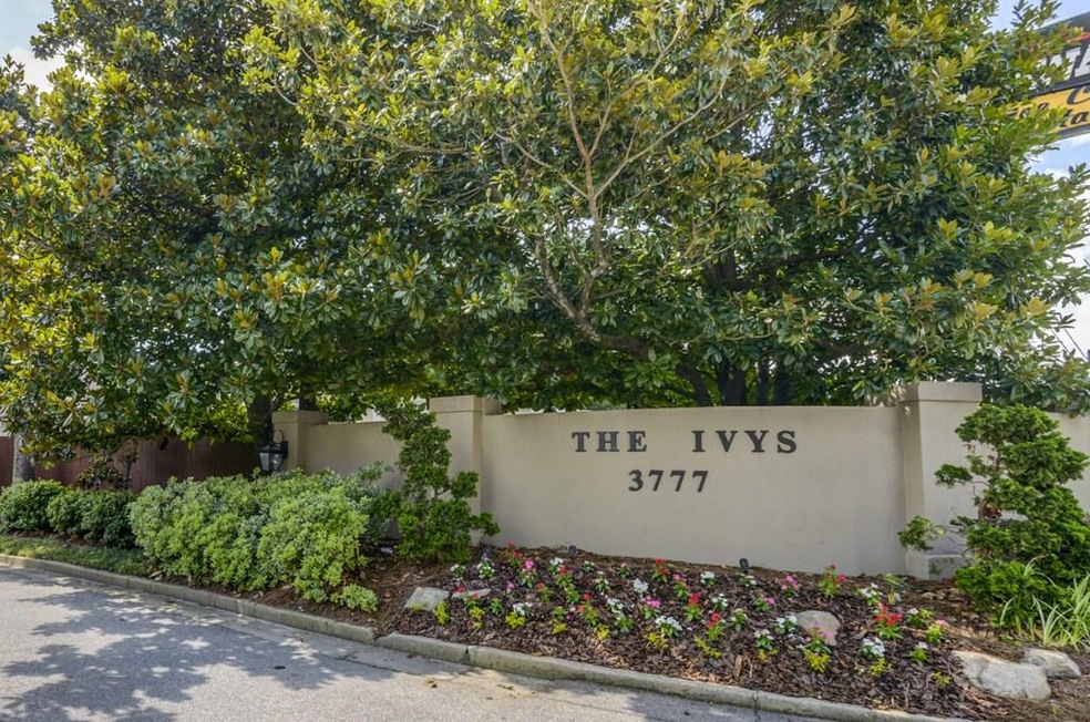 The Ivys is a gorgeous Buckhead townhome community