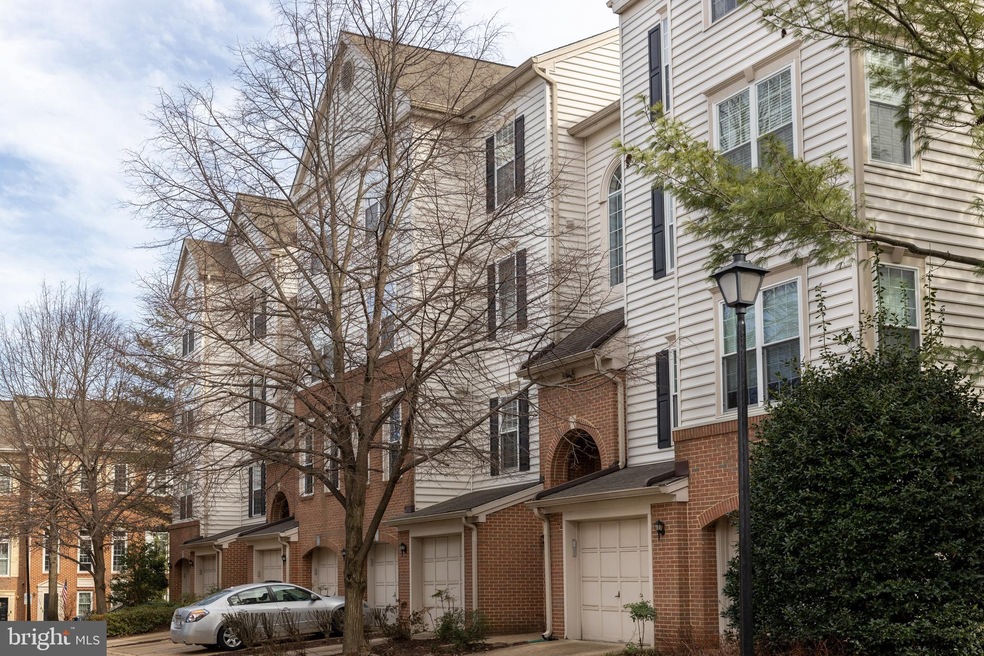 2323 Henshaw Place unit 104, Alexandria, VA 22311 - photo 1
